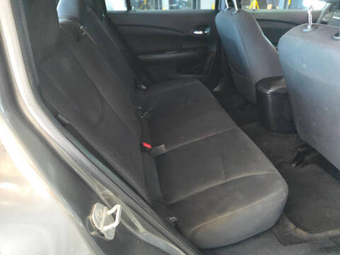 2013 Chrysler 200 LX