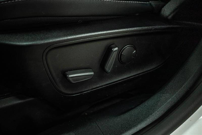 2020 Ford Escape Hybrid SE Sport