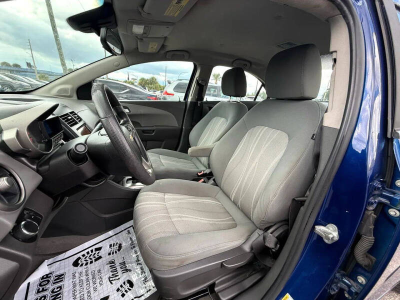 2013 Chevrolet Sonic LT Auto