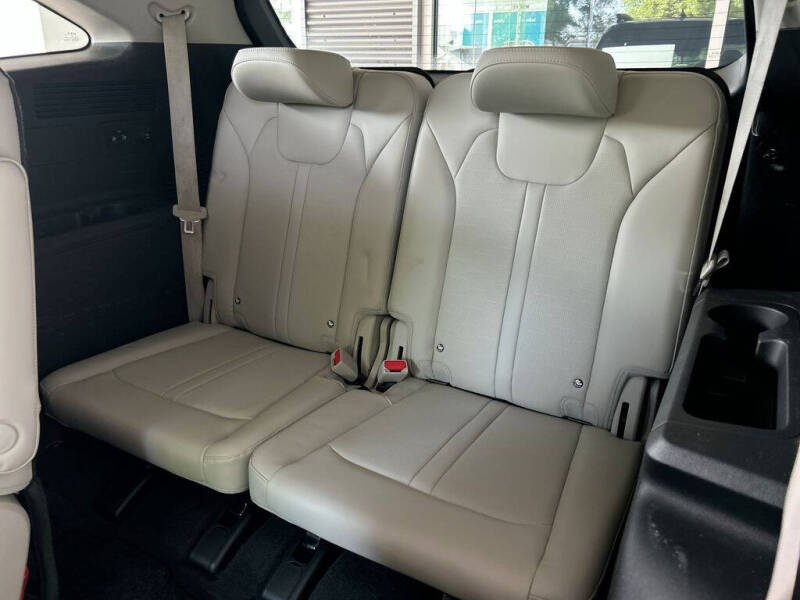 2024 Kia Sorento X-Line EX