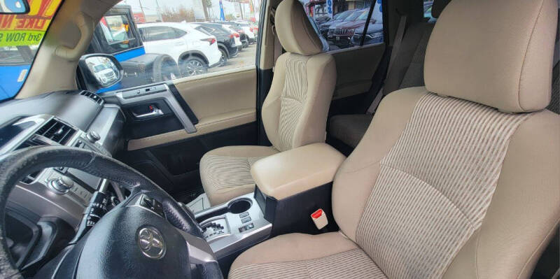 2017 Toyota 4Runner SR5