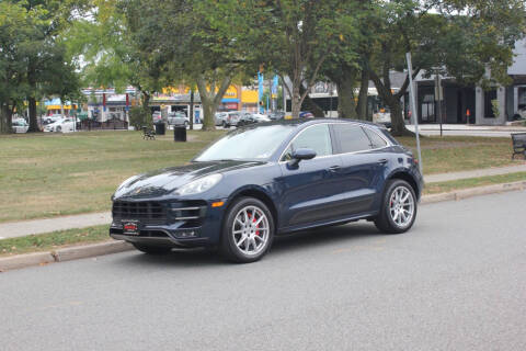 2015 Porsche Macan Turbo