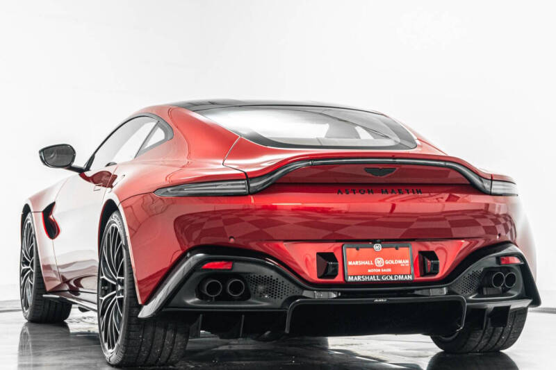 2023 Aston Martin Vantage V8
