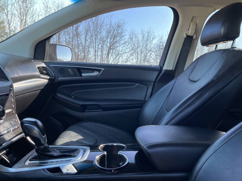 2016 Ford Edge Titanium