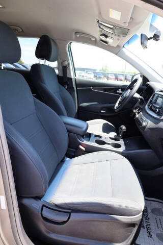 2016 Kia Sorento LX V6