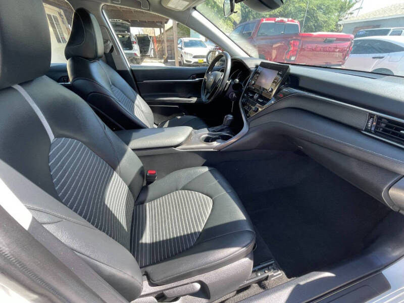 2021 Toyota Camry SE