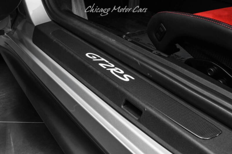 2019 Porsche 911 GT2 RS