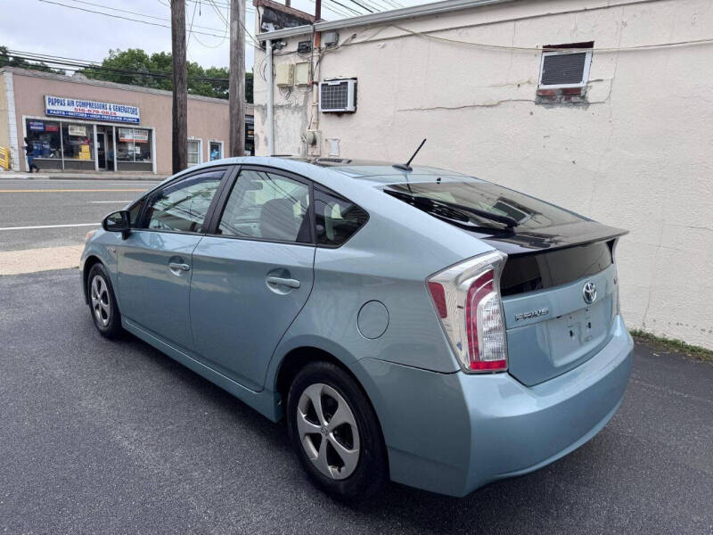 2013 Toyota Prius Three