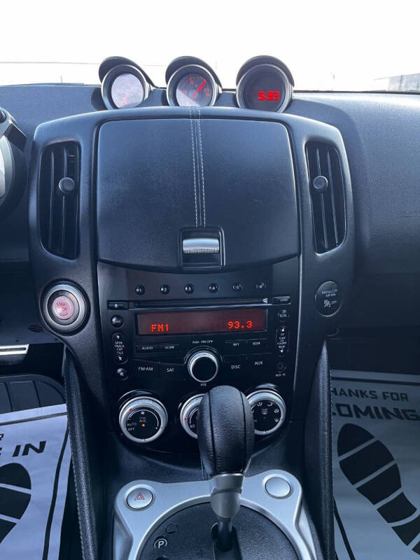 2011 Nissan 370Z Touring