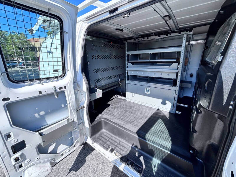 2017 Chevrolet Express 2500