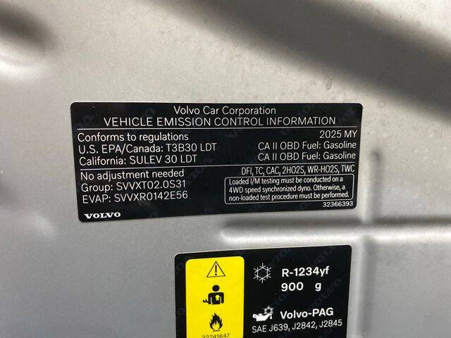 2025 Volvo XC90 B5 Core Bright Theme
