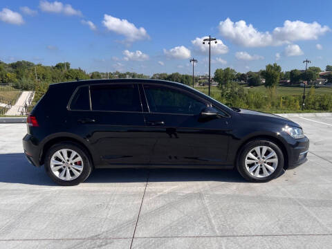 2018 Volkswagen Golf TSI SE