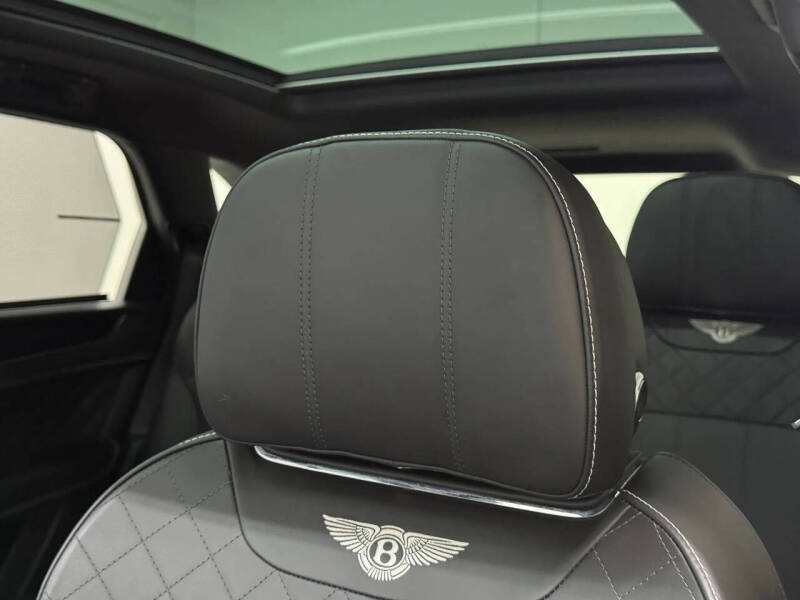 2018 Bentley Bentayga Black Edition