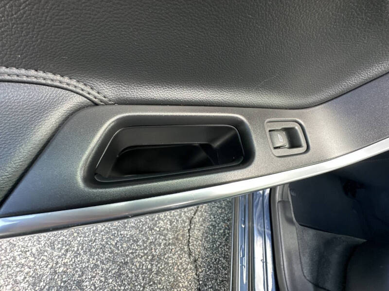 2015 Volvo V60 T5 Drive-E Platinum