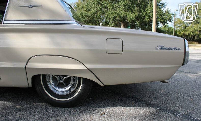 1966 Ford Thunderbird