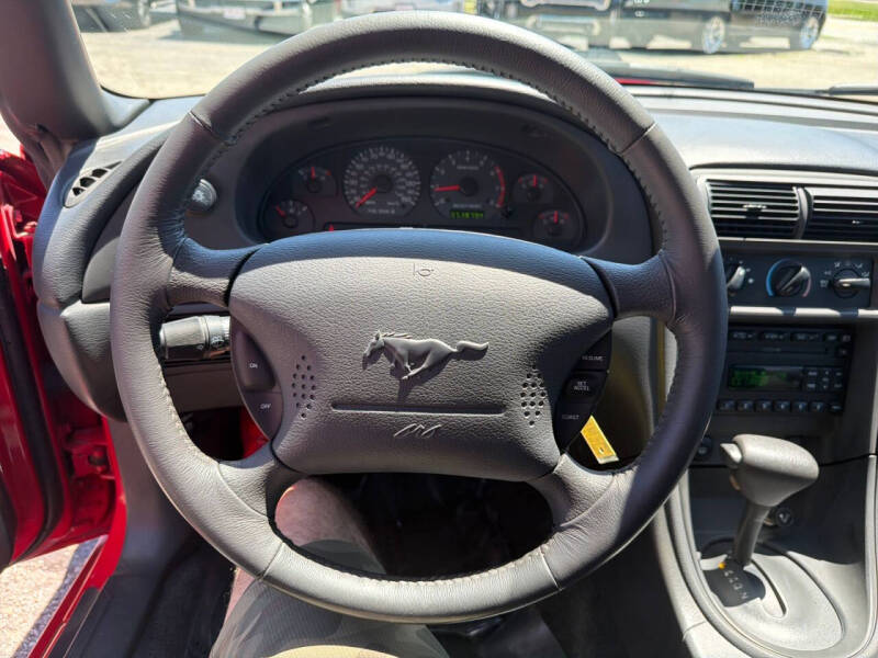 2003 Ford Mustang