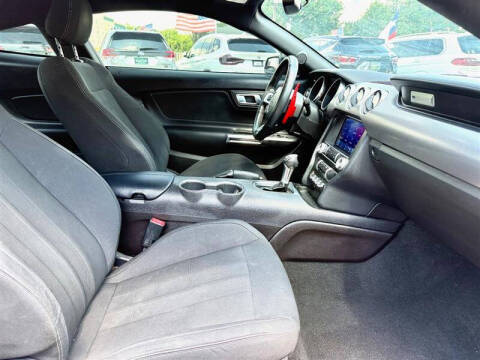 2019 Ford Mustang EcoBoost