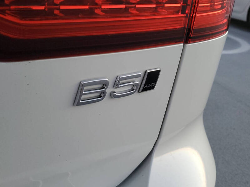 2026 Volvo V60 Cross Country B5 Ultra