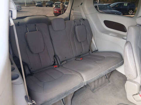 2020 Chrysler Pacifica Touring