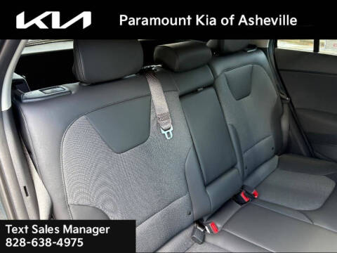 2025 Kia Niro EX Touring