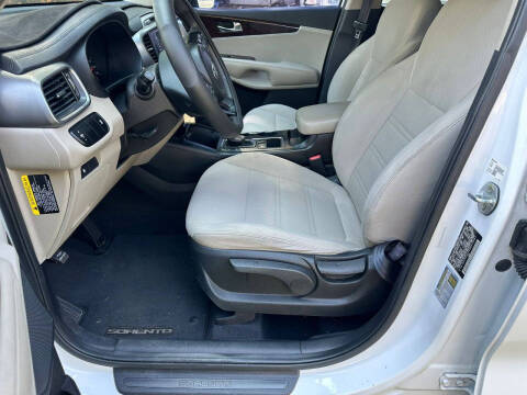 2016 Kia Sorento LX V6