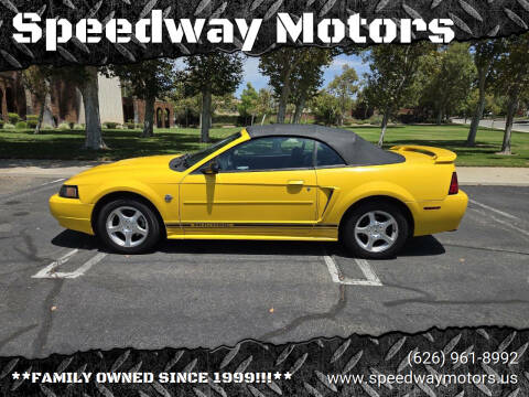2004 Ford Mustang
