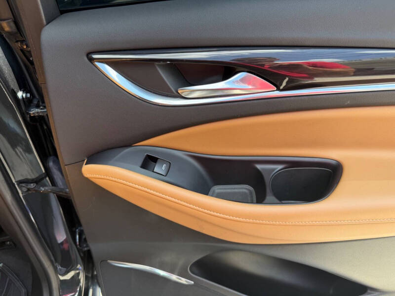 2018 Buick Enclave Essence