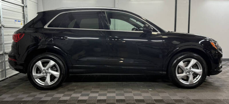 2020 Audi Q3 quattro Premium 45 TFSI