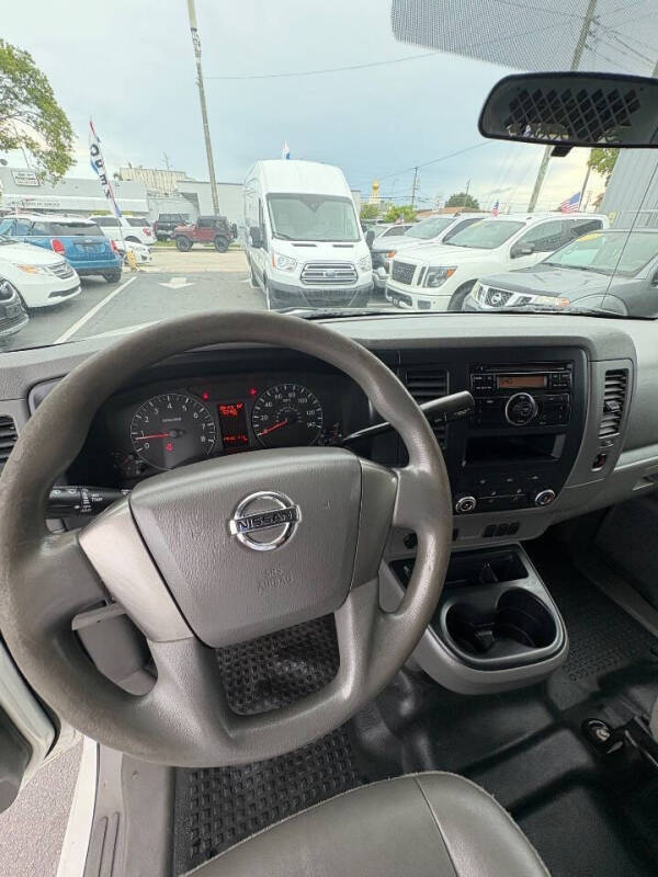 2012 Nissan NV 1500 S