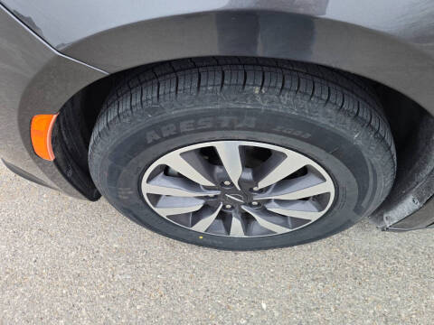 2021 Chrysler Pacifica Touring L