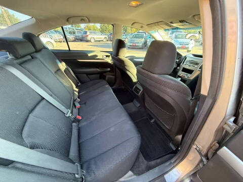 2011 Subaru Legacy 2.5i