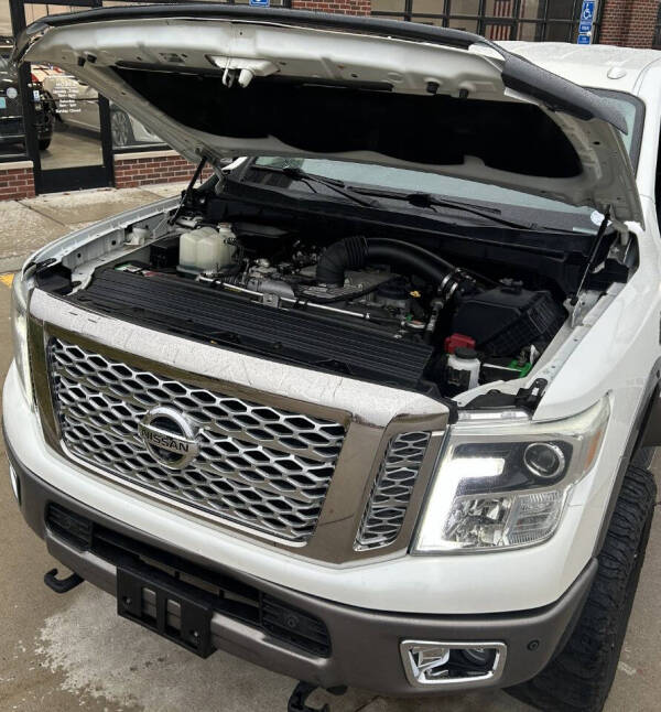 2016 Nissan Titan XD Platinum Reserve