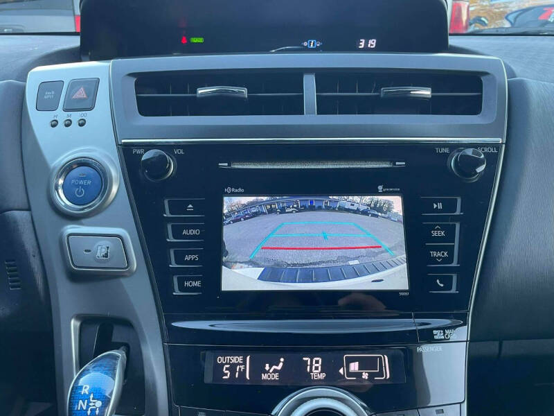 2015 Toyota Prius v Three