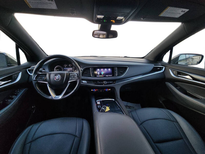 2024 Buick Enclave Essence