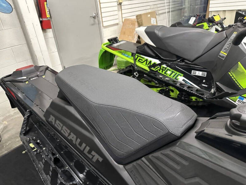 2023 Polaris Patriot Boost Switchback Assau