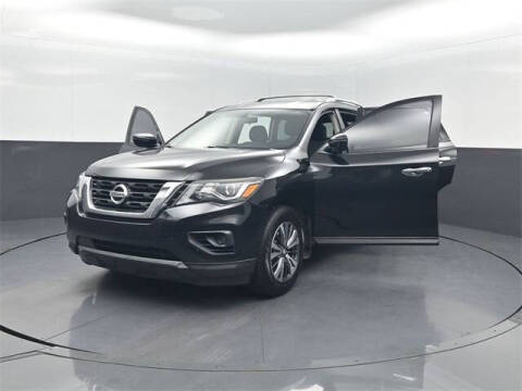 2019 Nissan Pathfinder S