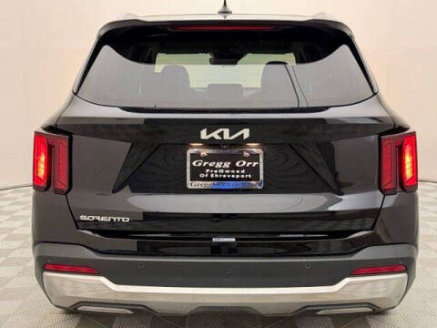 2024 Kia Sorento S