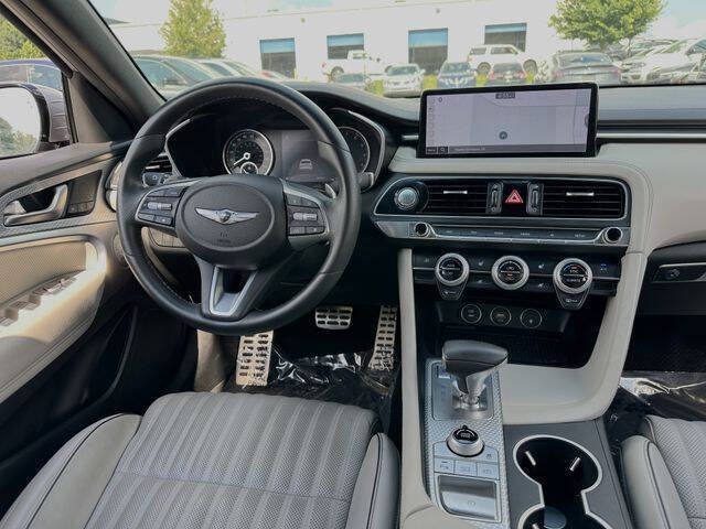 2023 Genesis G70