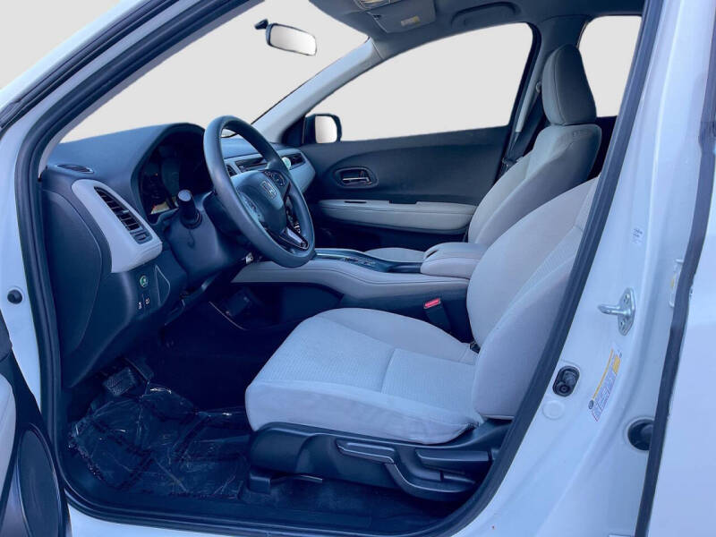 2022 Honda HR-V LX