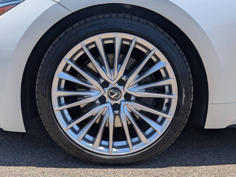 2023 Lexus IS 300