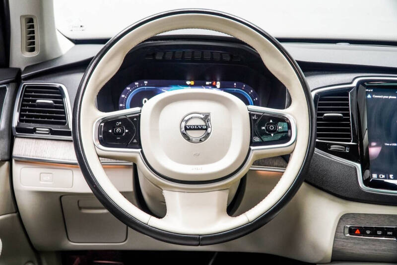 2023 Volvo XC90 B6 Plus Bright Theme 7P