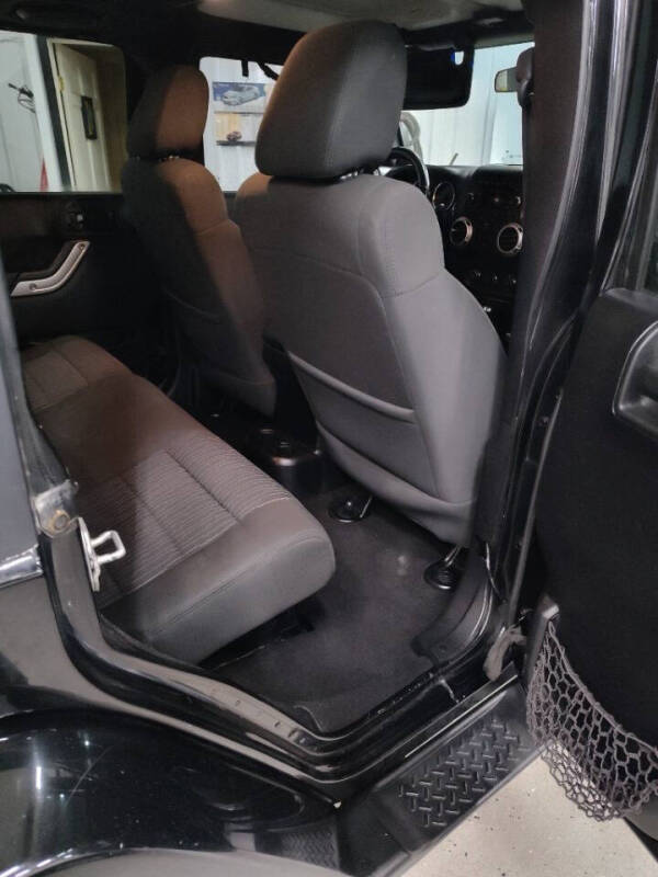 2012 Jeep Wrangler Unlimited Sahara