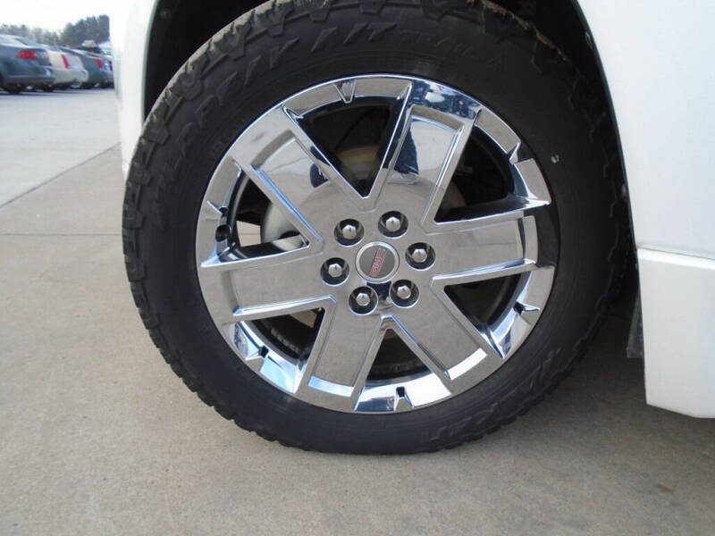 2016 GMC Acadia Denali