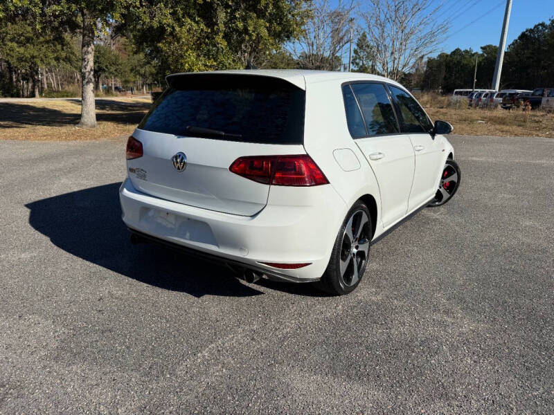 2017 Volkswagen Golf GTI Sport