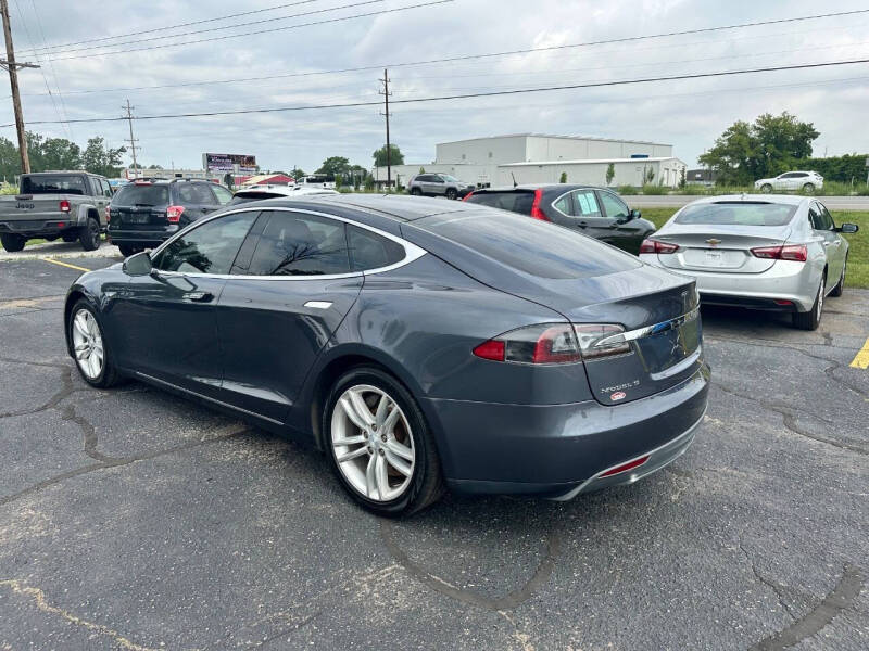 2014 Tesla Model S 85