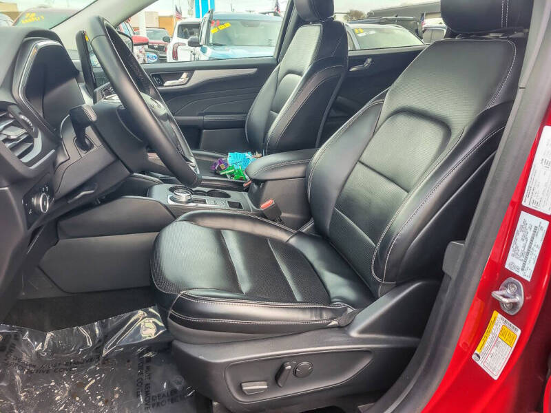 2024 Ford Escape Platinum