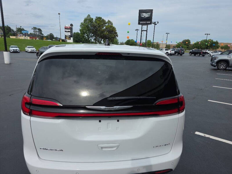 2024 Chrysler Pacifica Limited