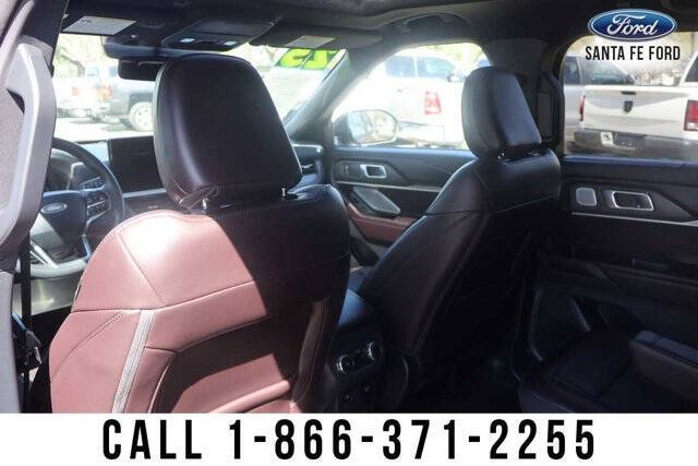 2025 Ford Explorer Platinum