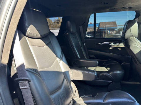 2015 Cadillac Escalade Platinum