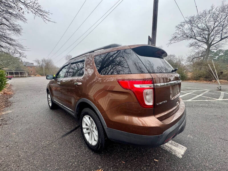2011 Ford Explorer Limited